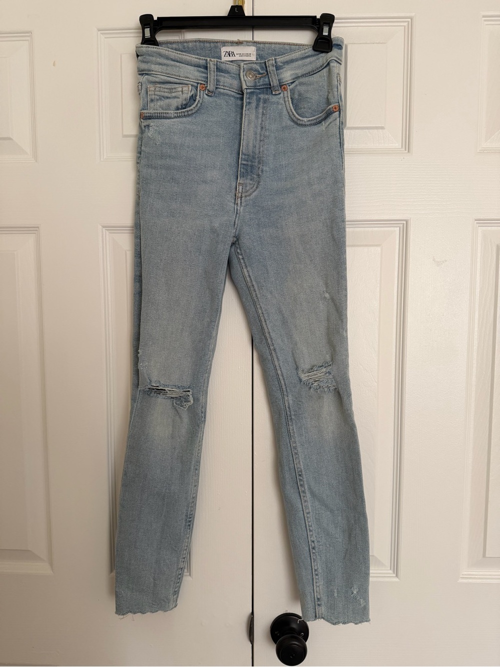 Zara Light Blue Cropped High-Rise Slim Jeans with Knee Rips